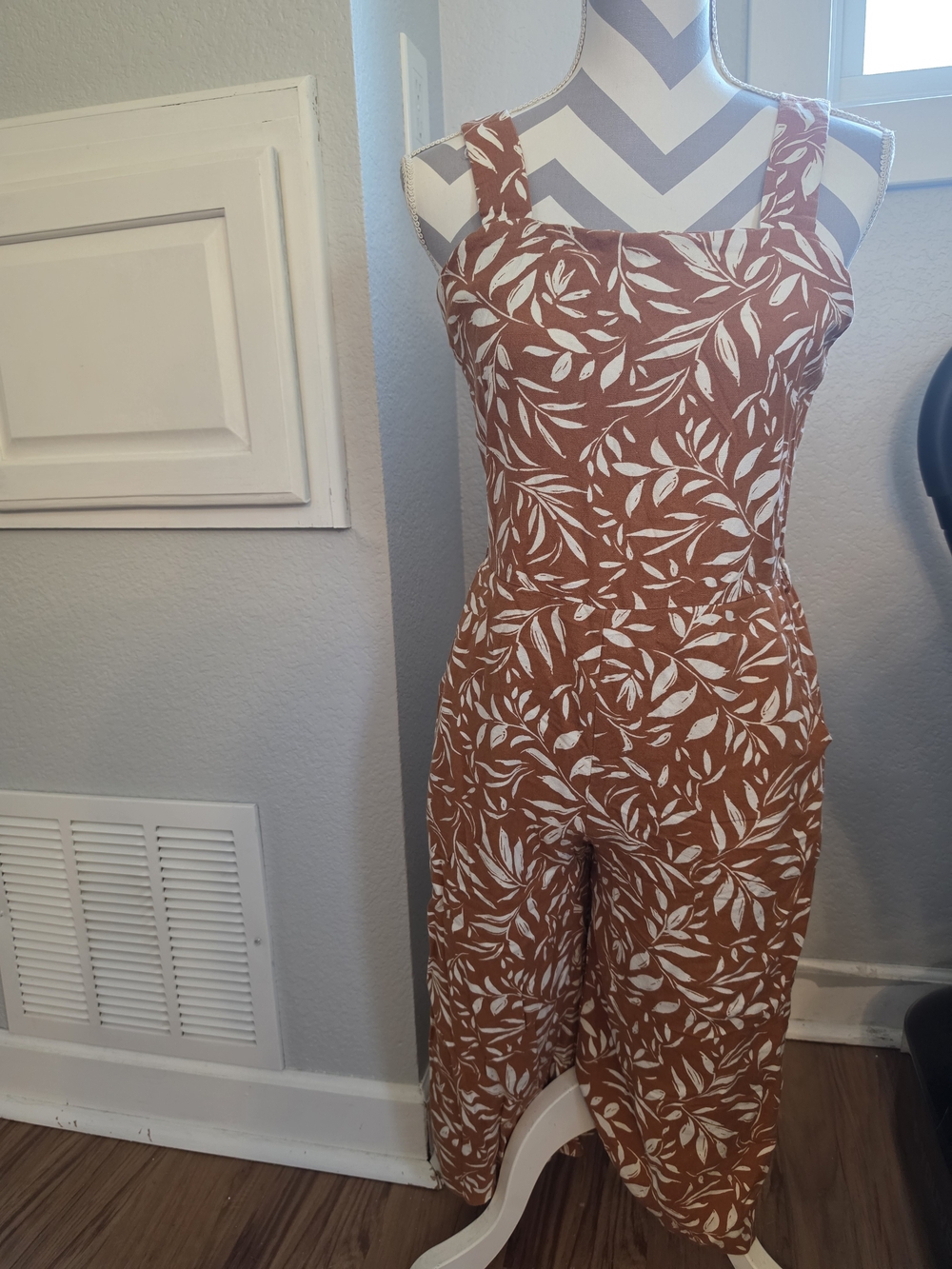 Sleeveless Rust Leaf-Print Wide-Leg Jumpsuit